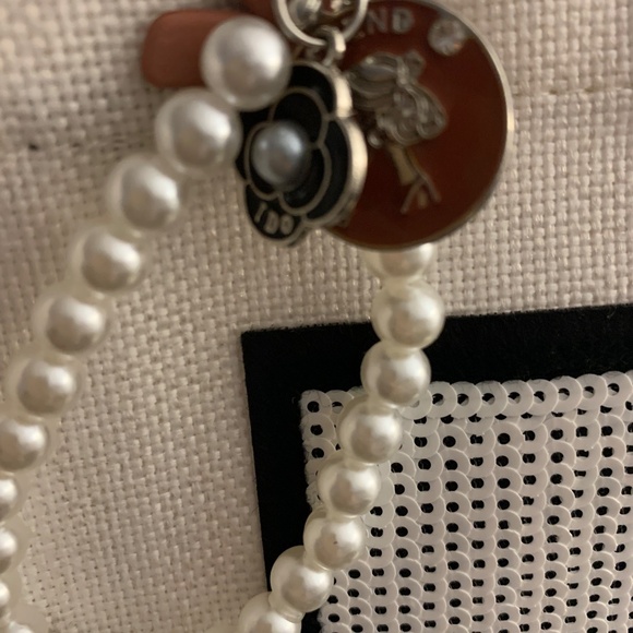 Fashion inspired handmade tote - Picture 4 of 8